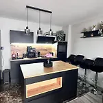 за гости Noa Sift Apartment
