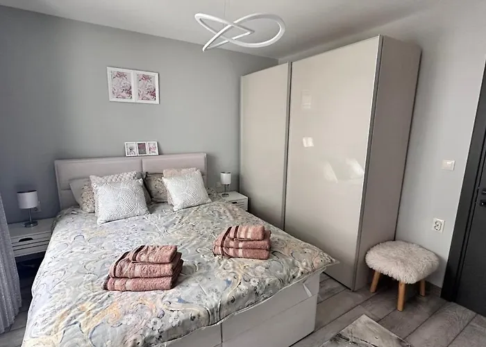 за гости Noa Sift Apartment